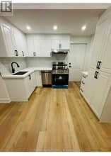 1336 Hydrangea Gdns in Oakville, ON - Building Photo - Building Photo