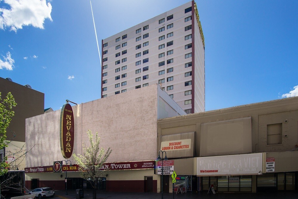 Siegel Suites Nevadan in Reno, NV - Foto de edificio
