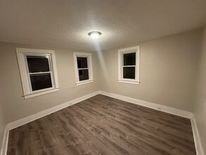 16 Bradley St in Putnam, CT - Building Photo - Building Photo