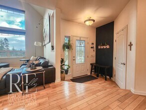 34652 Hood Canal Dr NE in Kingston, WA - Building Photo - Building Photo