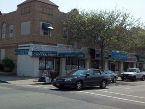 Wydler Building in East Atlantic Beach, NY - Foto de edificio - Building Photo