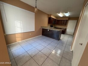 473 S Sunrise Dr in Gilbert, AZ - Building Photo - Building Photo