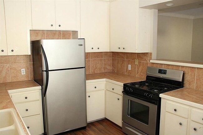 property at 1220 Ashland St