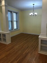 1043 W Webster Ave, Unit 2 in Chicago, IL - Building Photo - Building Photo