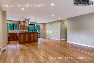 7524 137th Ave NE in Redmond, WA - Building Photo - Building Photo