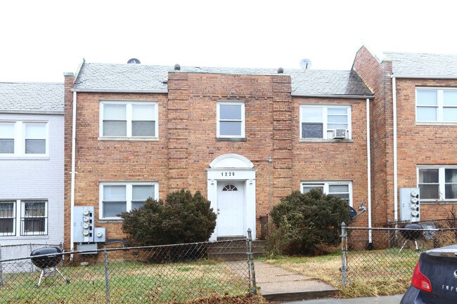 1226 Meigs Pl NE in Washington, DC - Building Photo - Building Photo