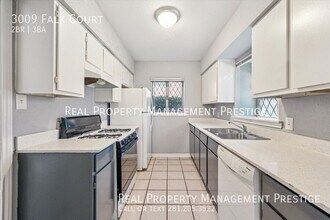 3009 Falk Ct in La Porte, TX - Building Photo - Building Photo