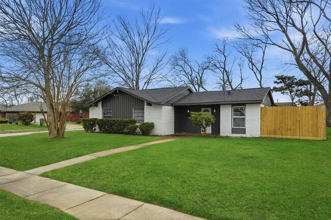 3903 High Point Ln in Houston, TX - Building Photo - Building Photo