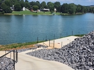 154 Lakeshore Bay Dr in Jefferson City, TN - Building Photo - Building Photo