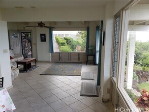 1423 Laamia Pl in Honolulu, HI - Building Photo - Building Photo