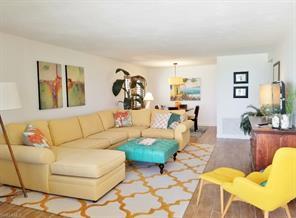 10525 Gulf Shore Dr-Unit -283 in Naples, FL - Building Photo - Building Photo