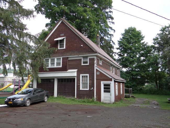 199 Main St in Unadilla, NY - Building Photo - Building Photo