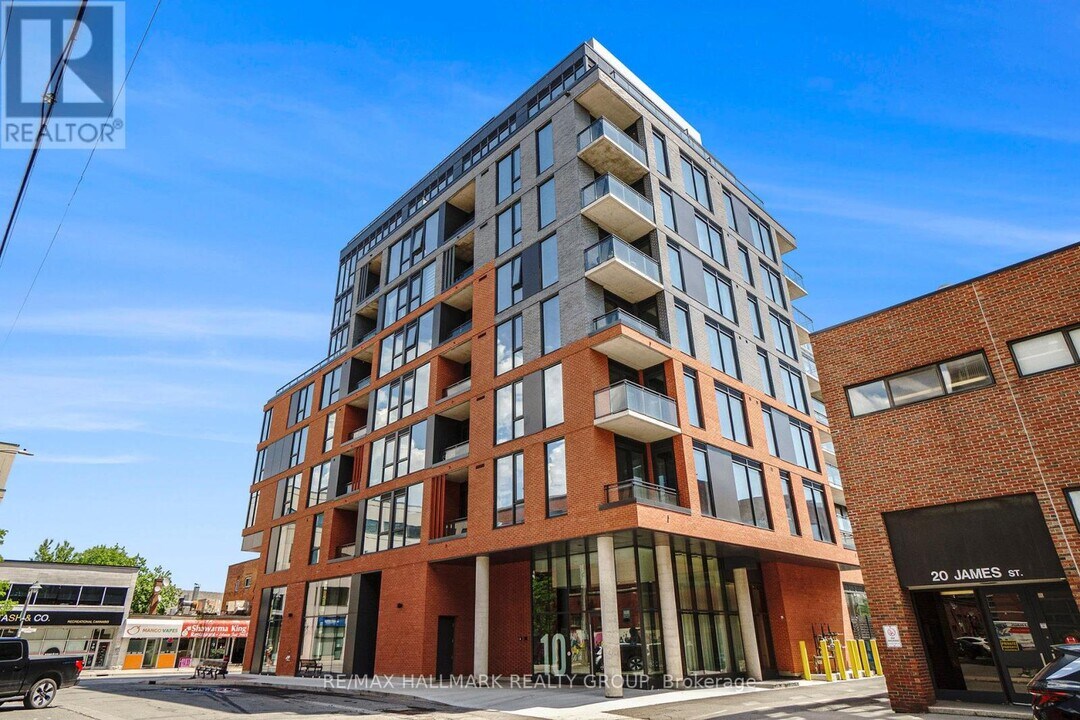 10-LP10 James St in Ottawa, ON - Building Photo