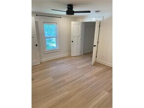 2302 6th St NE in Minneapolis, MN - Building Photo - Building Photo