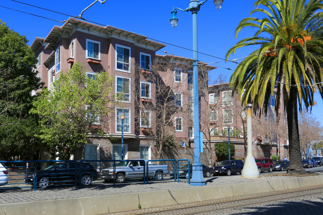 Steamboat Point Apartments in San Francisco, CA - Building Photo