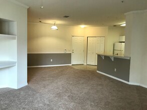 3593 Conroy Rd-Unit -Unit 432 in Orlando, FL - Building Photo - Building Photo