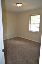 4631-4633-4633 Southampton Ct in Columbia, MO - Building Photo - Building Photo