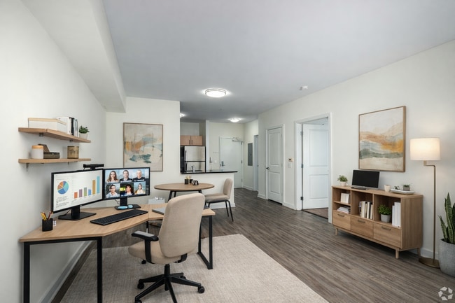 Paseo Verde South in Philadelphia, PA - Foto de edificio - Building Photo