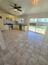 14494 Cambridge St in Moorpark, CA - Building Photo - Building Photo