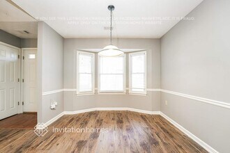 825 Rambling Rose Ct NW, Unit 207 in Conyers, GA - Foto de edificio - Building Photo