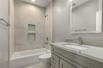 1327 Fats Domino Ave in New Orleans, LA - Building Photo - Building Photo