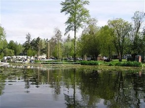 Henley Resort in Eatonville, WA - Foto de edificio - Other