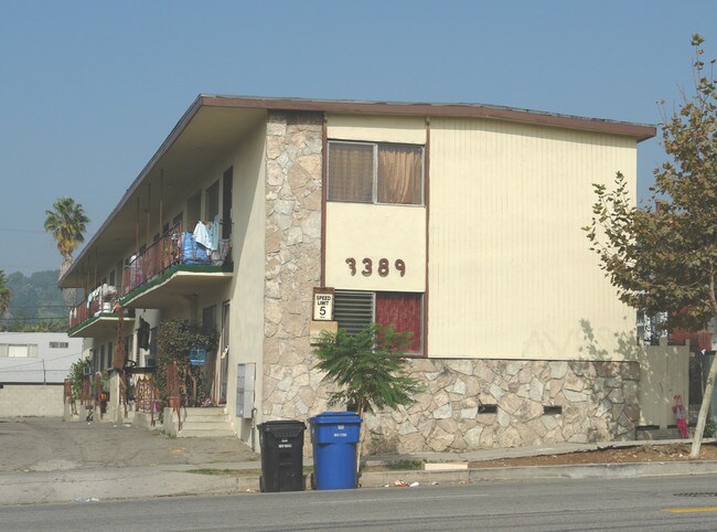 3389 Fletcher Dr in Los Angeles, CA - Building Photo - Building Photo