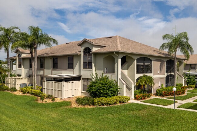 Brookshire Village in Ft. Myers, FL - Building Photo - Building Photo