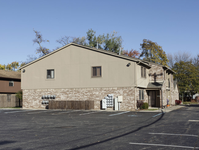 2581-2599 Columbia Rd in Berkley, MI - Foto de edificio - Building Photo