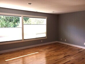 17408 NE 14th St in Bellevue, WA - Building Photo - Building Photo