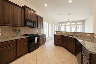 2626 Rosepoint Ct in Fresno, TX - Building Photo - Building Photo