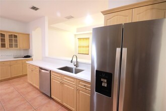 2865 SW 139th Ave in Miami, FL - Building Photo - Building Photo