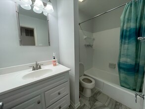4199 University Dr in Fairfax, VA - Building Photo - Building Photo