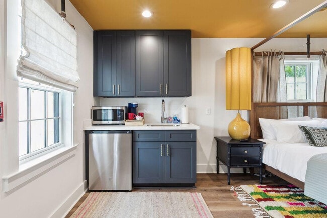 1738 N Rampart St in New Orleans, LA - Building Photo - Building Photo