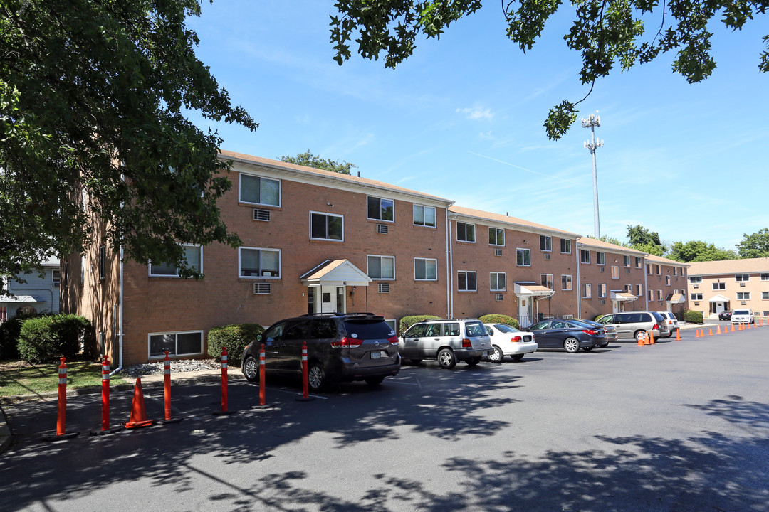 Mill Creek Village II in Penndel, PA - Building Photo