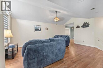 853 Southwood Dr in Lakeshore, ON - Building Photo - Building Photo