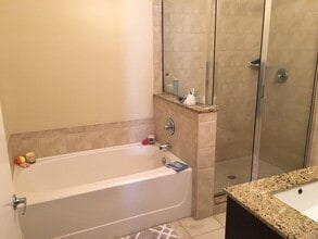 870 Inman Village Pkwy NE, Unit 405 in Atlanta, GA - Building Photo - Building Photo