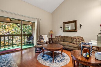 3900 Aspen Dr in Montgomery, TX - Building Photo - Building Photo