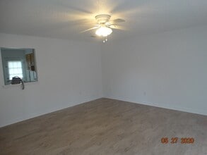 552 Brock Ave in Crestview, FL - Building Photo - Building Photo