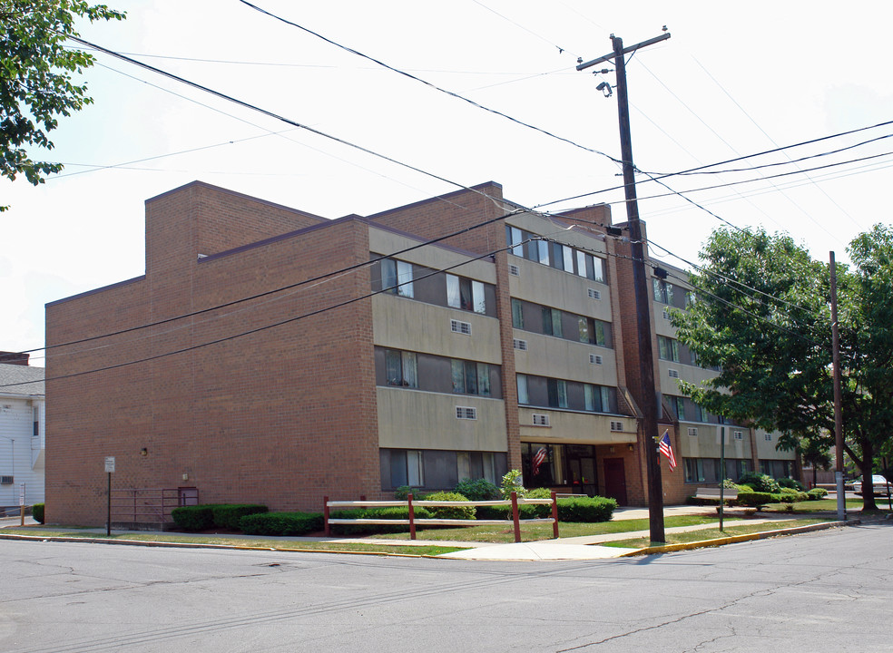 Franklin Gardens in Wilkes-Barre, PA - Building Photo