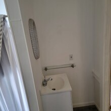 207 Grinnell St, Unit 1 in New Bedford, MA - Building Photo - Building Photo