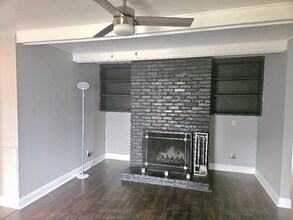 12579 Merrick Dr in St. Louis, MO - Foto de edificio - Building Photo