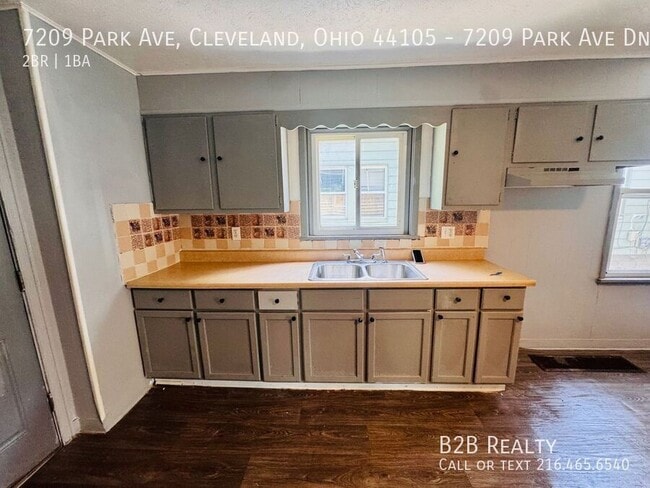 property at 7209 Park Ave