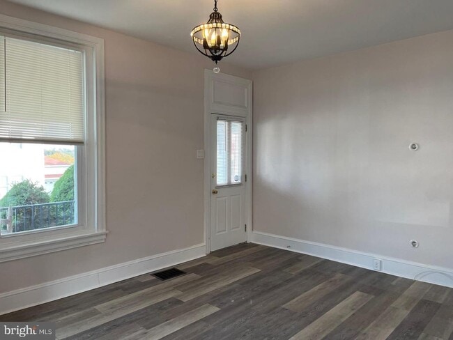 152 Rockland Ave in Bala Cynwyd, PA - Building Photo - Building Photo