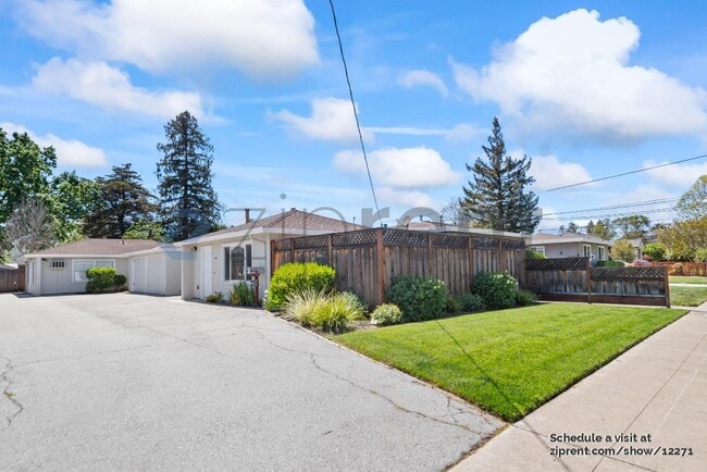 property at 1498 Valota Rd