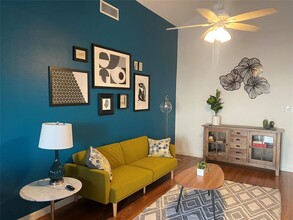 5405 Brompton Cir in Austin, TX - Building Photo - Building Photo