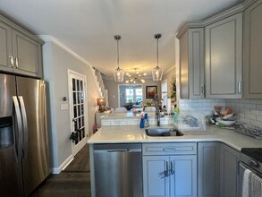 10 W Knight Ave in Collingswood, NJ - Foto de edificio - Building Photo