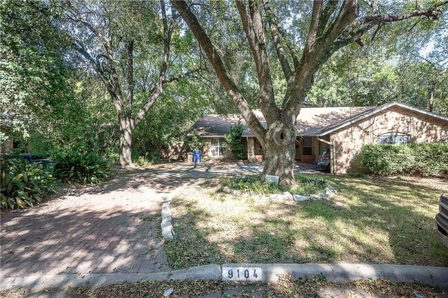 property at 9104 Quail Creek Dr