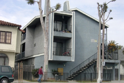 Windward Cove in Long Beach, CA - Foto de edificio - Building Photo