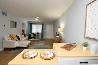 1010 SE 15th St in Fort Lauderdale, FL - Building Photo - Building Photo